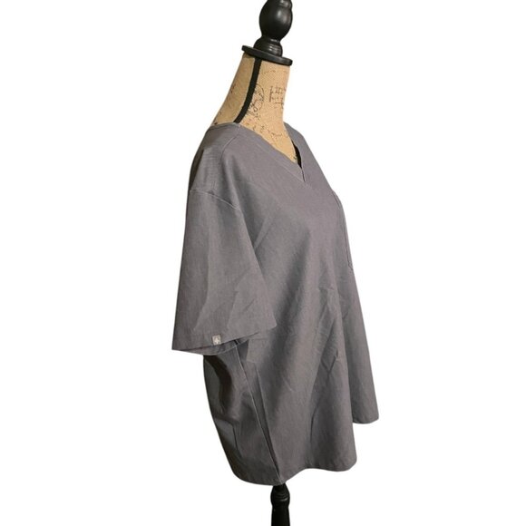 Figs Technical Collection‎ Scrub Top - Picture 3 of 6